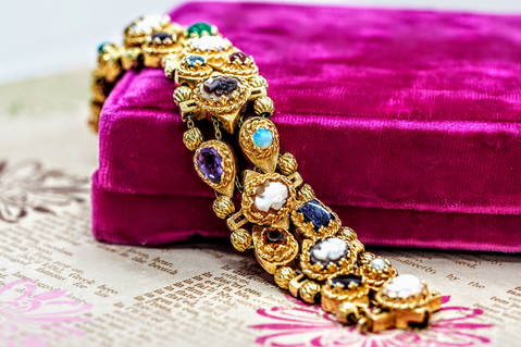 estate jewelry bracelet