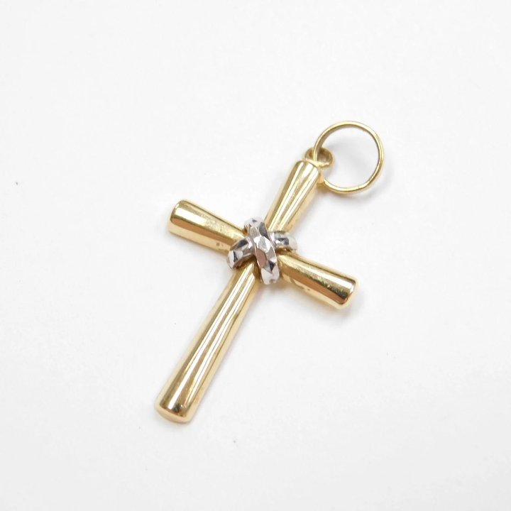 14K Yellow Gold Two Tone Cross Pendant Necklace with Chain - Walmart.ca