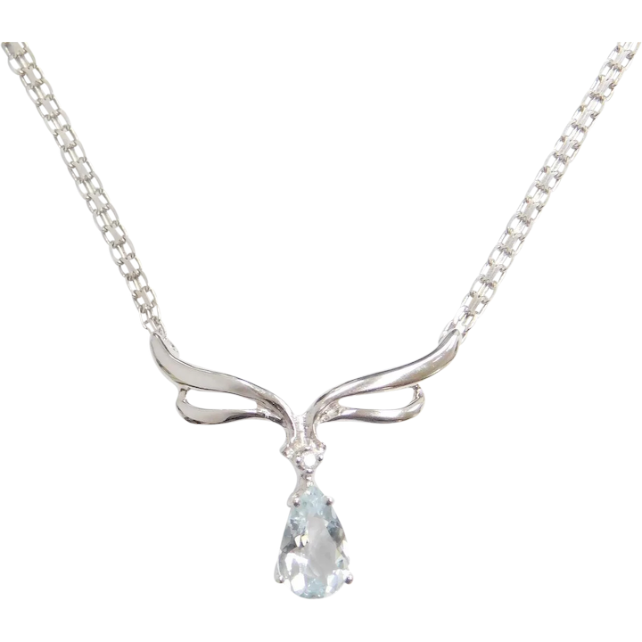 18 1/2″ Aquamarine Necklace 14k White Gold