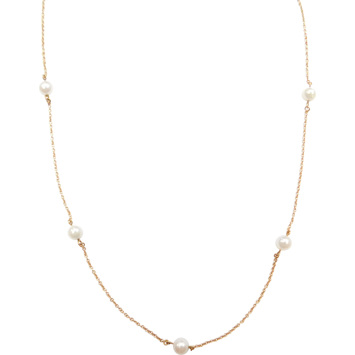18″ Cultured Pearl Station Necklace
