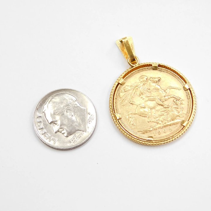 Second Hand Yellow Gold 1898 Victoria Full Sovereign Coin Keeper Pendant &  20 Inch Curb Chain 41141290 - thbaker.co.uk