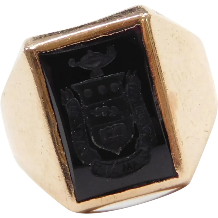 1952 Onyx Heraldic Family Crest Stamp Ring 10k Yellow Gold