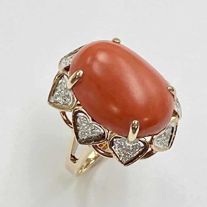Oval Red Coral Gold Ring (Design AC19) | GemPundit