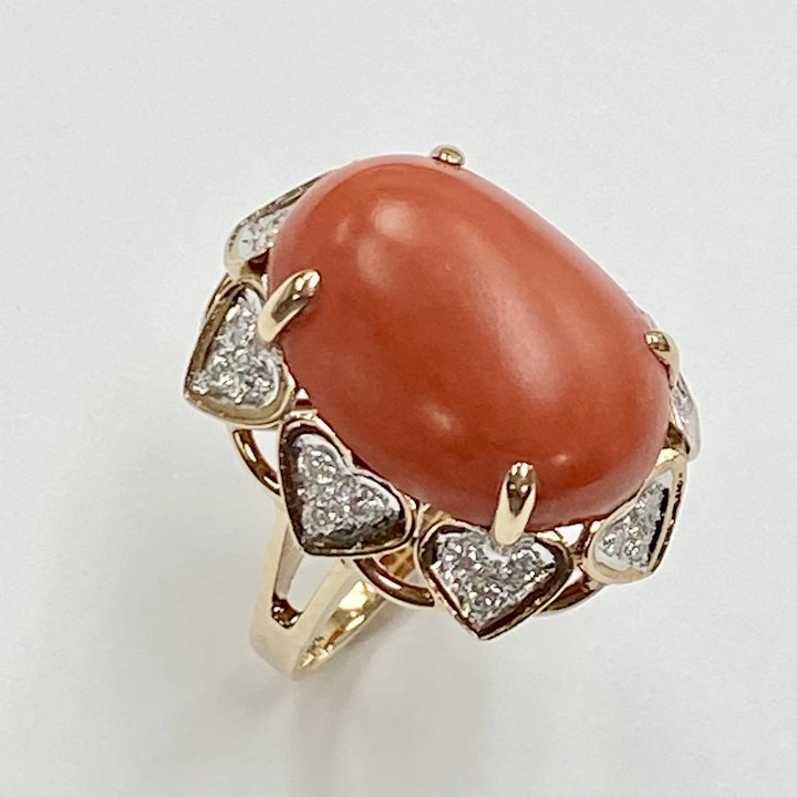Big red shop ring