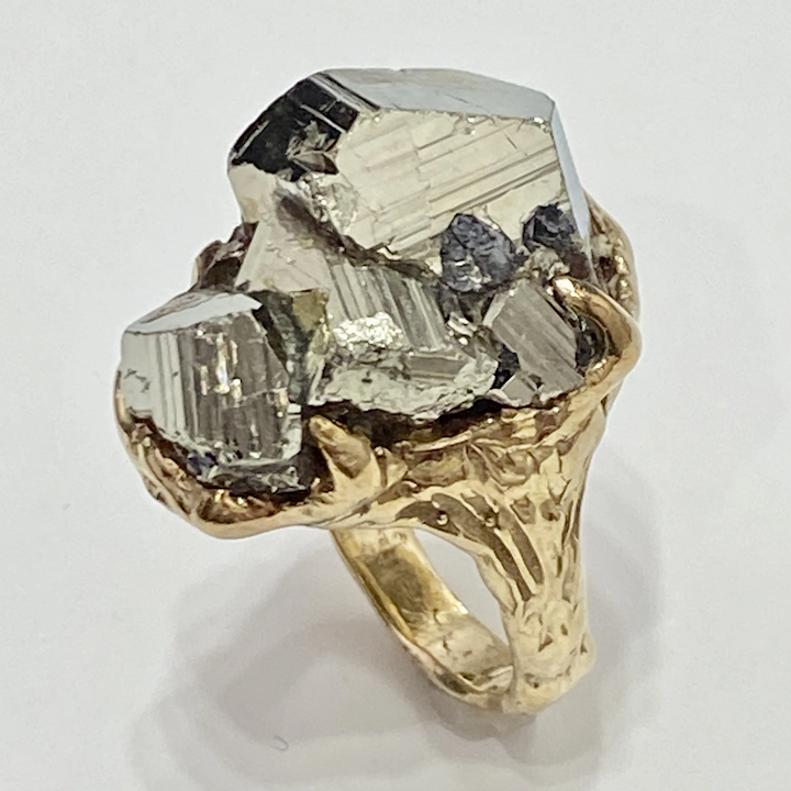 18k Gold Fancy Cut Big Diamond Saddle Ring - Jewels in Paradise