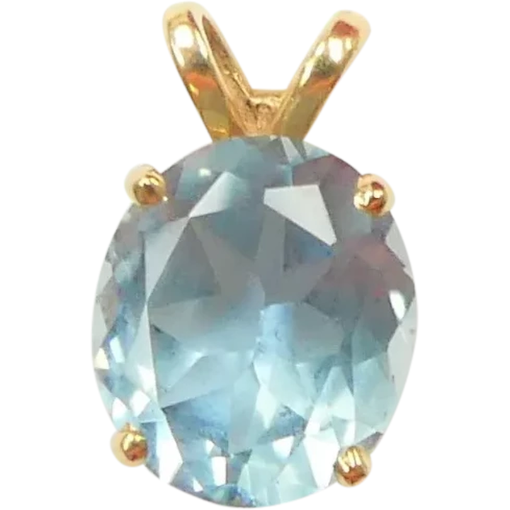 Bright 10.60 ct Sky Blue Topaz Solitaire Pendant 14K Yellow Gold