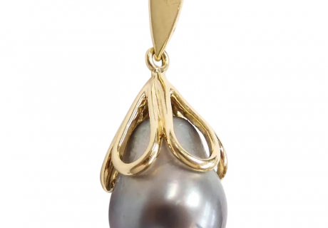 Cultured Black Pearl Pendant 18k Gold