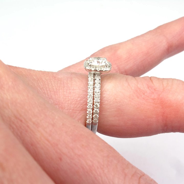 Amazon.com: CEJUG 18k Rose Gold Plated Wedding Rings for Women Engagement  Bands Bridal Set Halo Round 2.0Ct Cz Size 6.5 : Clothing, Shoes & Jewelry
