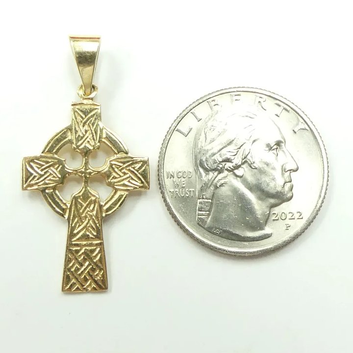 The Irish Boutique-Celtic Warrior Pendant - Small