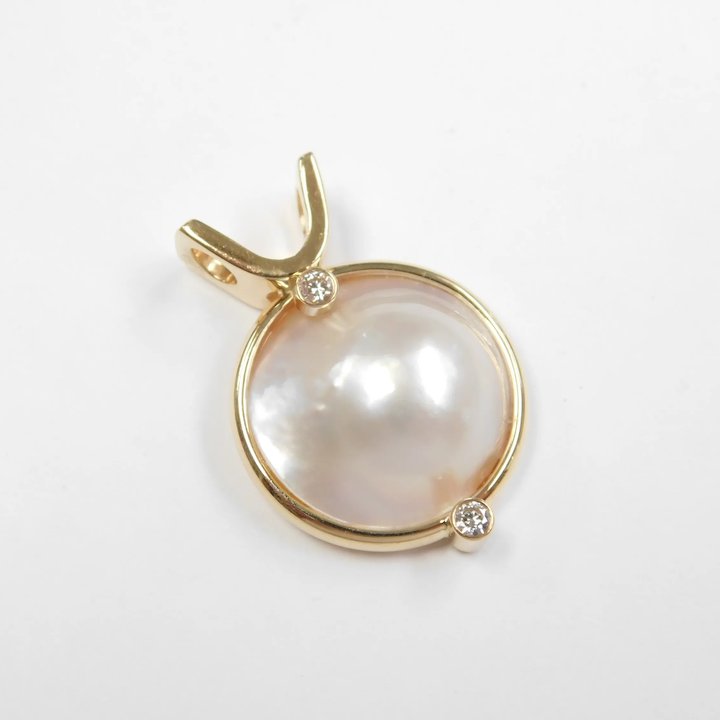 Mabe Pearl necklace Mabe Pearl necklace