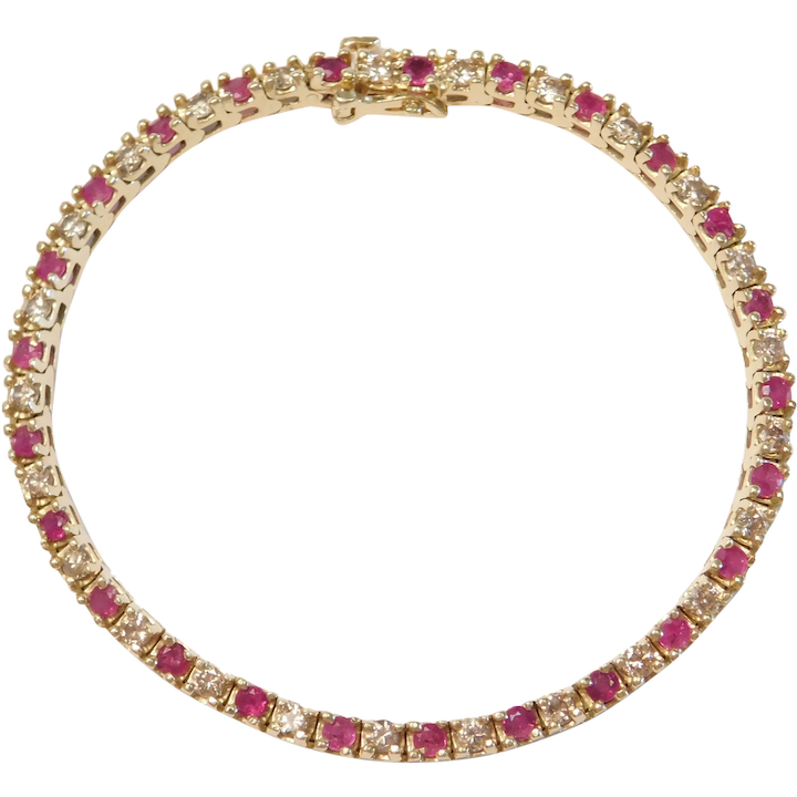 Ariah Diamond Bracelet Online Jewellery Shopping India | Dishis Designer  Jewellery