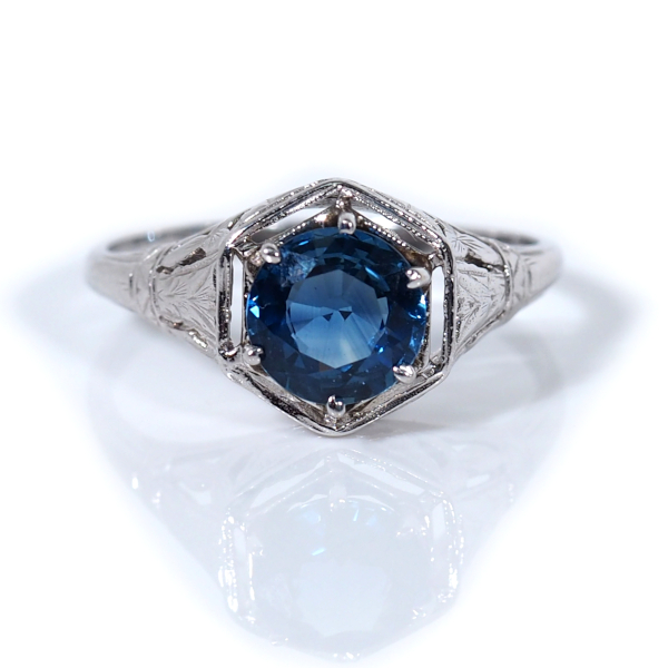 Art Deco Natural Corn Flower Ceylon Blue 1.39 carat Sapphire Ring