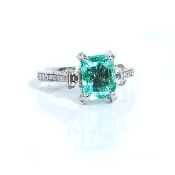Natural GIA Certified 2.68 Carat Columbian Emerald