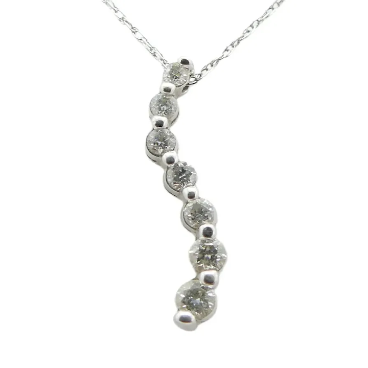 Romantic .24ctw Diamond Journey Pendant Necklace 18 1/4″ 14K White Gold