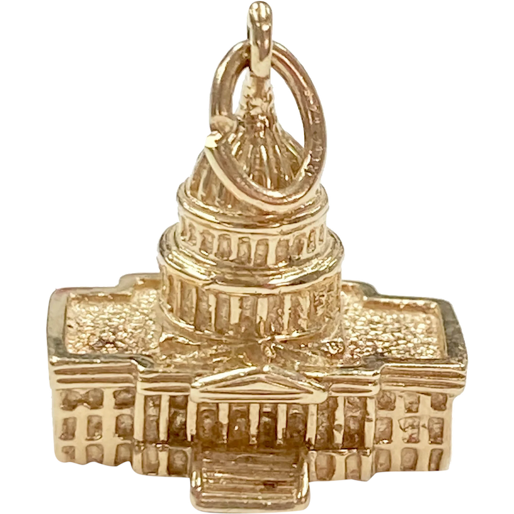 US Capitol Building Vintage Charm 14K Gold Three-Dimensional