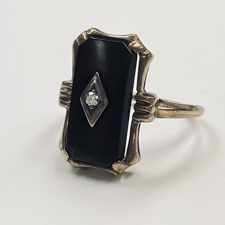 Victorian onyx ring discount