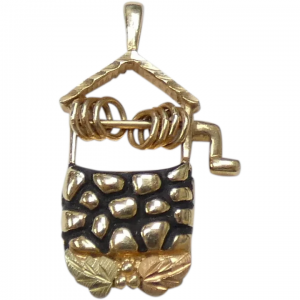 Gold Wishing Well Pendant / Charm 10k