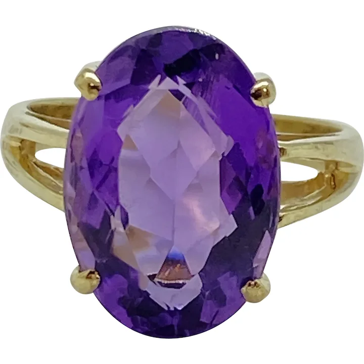 Big Amethyst Solitaire Vintage Ring 7.02 Carats 14K Gold February Birthstone