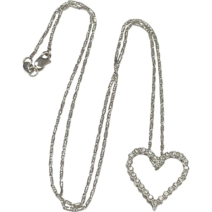 Diamond Heart Pendant .52 Carat tw Razzo Chain Necklace 14K White Gold