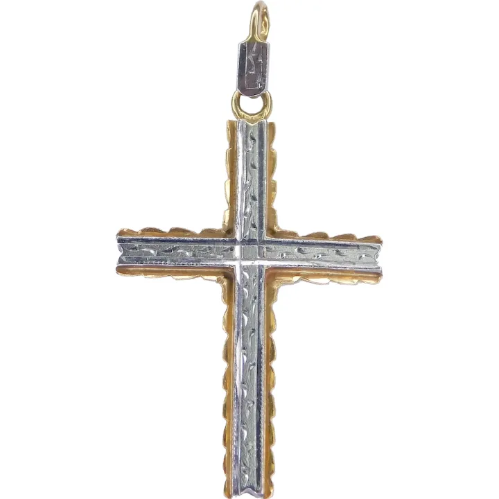 Religious Detailed Cross Pendant 18K Gold