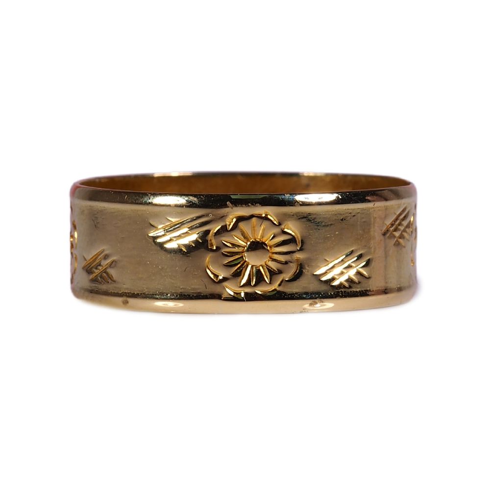 Floral Etched Band Ring in 18K Yellow Gold