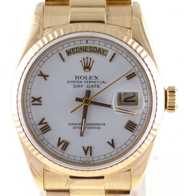 Pre-owned Rolex Day-Date Presidential (1987) 18k Yellow Gold 18038 Front Close