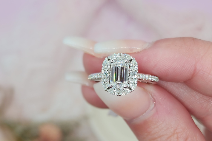 The One Cushion-Cut Engagement Ring | Harry Winston