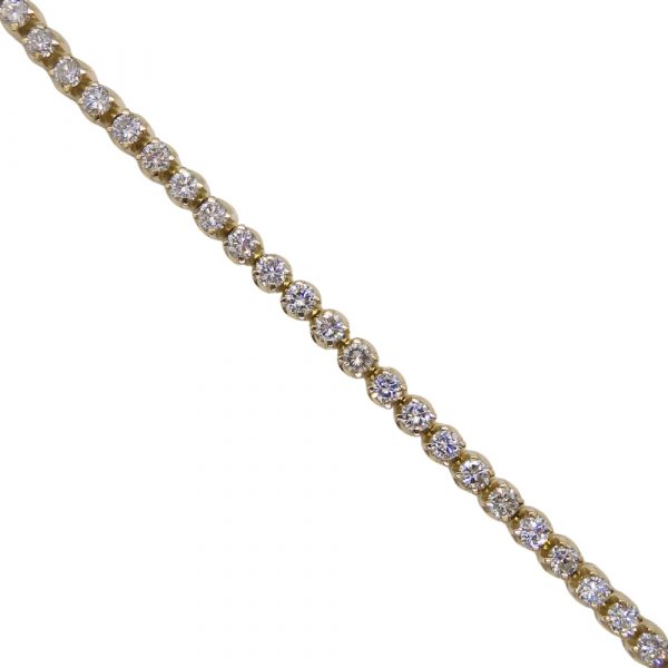 Round Brilliant Diamond Tennis Bracelet 4.40 ctw 14k Yellow Gold Diamonds Close Up