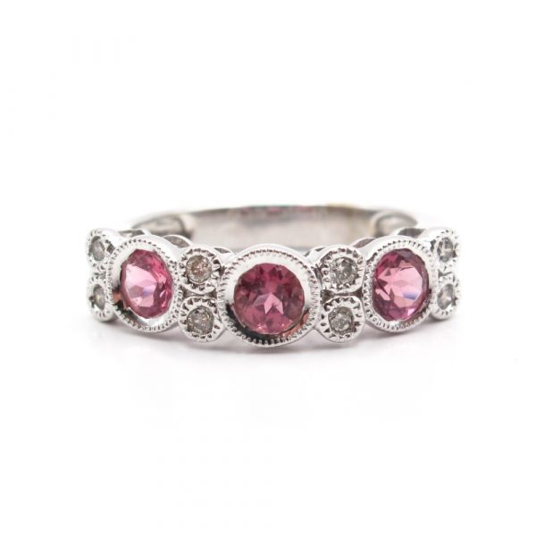 1 carat pink sapphire diamond ring