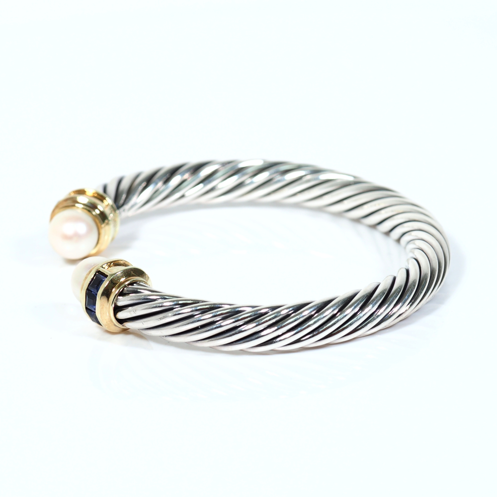 David yurman 2024 pearl bangle