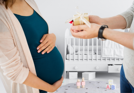 husband gifting wife push present jewelry in box