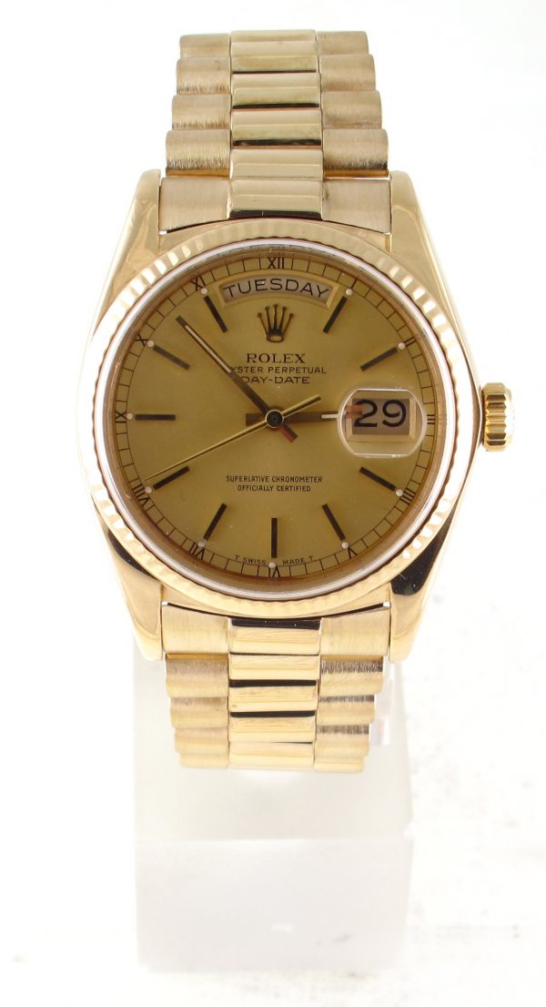 Pre-owned Rolex 36mm Day-Date Presidential (1978) 18k Yellow Gold 18038 Front