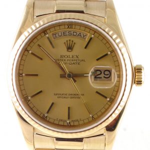 Pre-owned Rolex 36mm Day-Date Presidential (1978) 18k Yellow Gold 18038 Front Close
