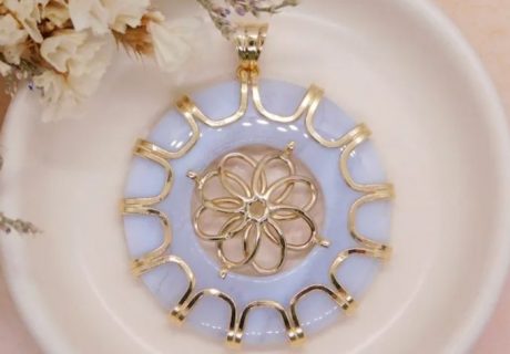 lavender pendant jade