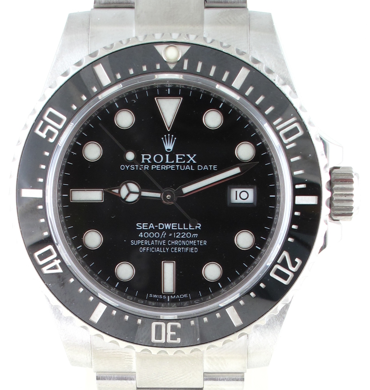 Pre Owned Rolex Sea Dweller 4000 2016 Stainless Steel 116600 front Close