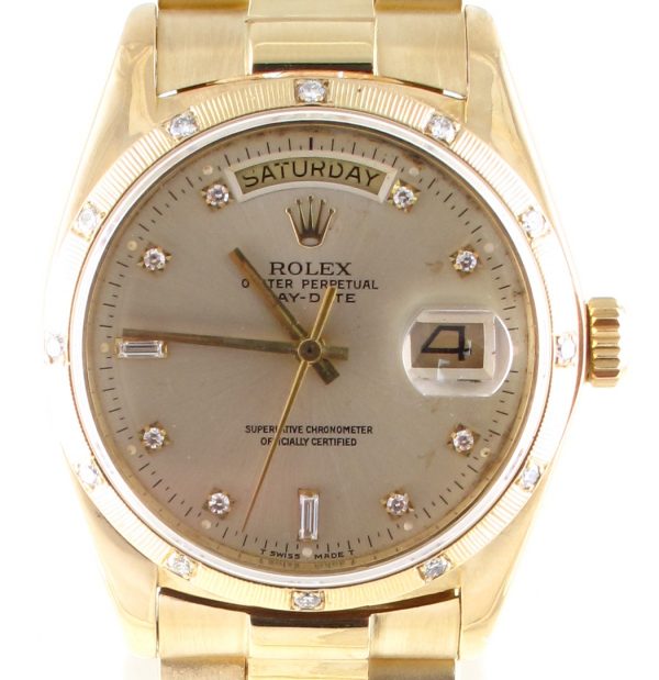 Pre-owned Rolex 36mm Day-Date Presidential (1981) 18k Yellow Gold 18038 front Close