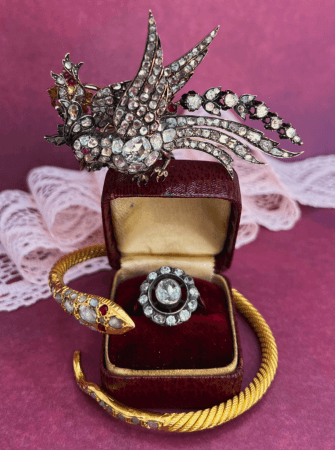 Victorian Jewelry at Arnold Jewelers