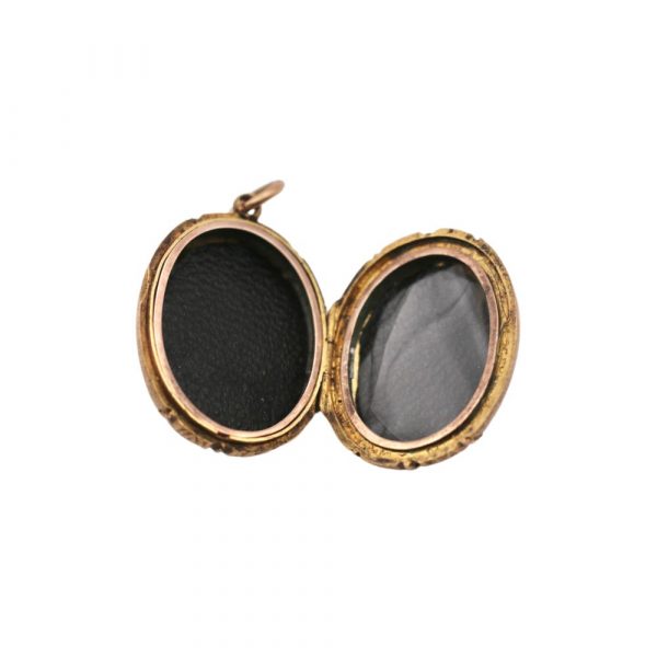 Victorian Era Locket Pendant 14K open