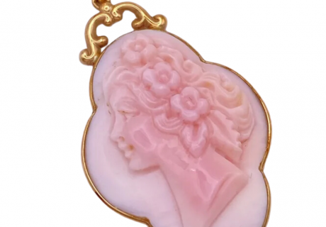 Quatrefoil Shape Pink Shell Cameo Pendant 14K Yellow Gold (2)