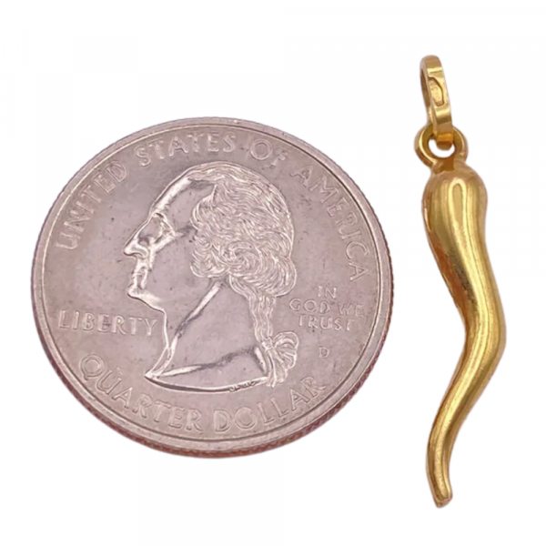 Italian Horn Charm or Pendant 18K Yellow Gold (1)
