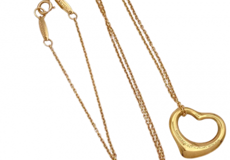 Tiffany & Co Elsa Peretti Floating Heart Necklace 18K (1)