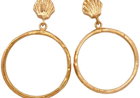 Sea Shell Door-Knocker Hoop Earrings 18K