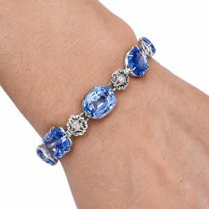 40 carat Ceylon Sapphire GIA Unheated Victorian Bracelet Worn