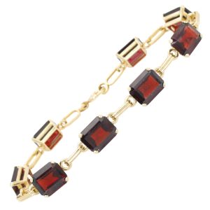 31.12ctw Garnet Bracelet 14K Gold 7.25 Length