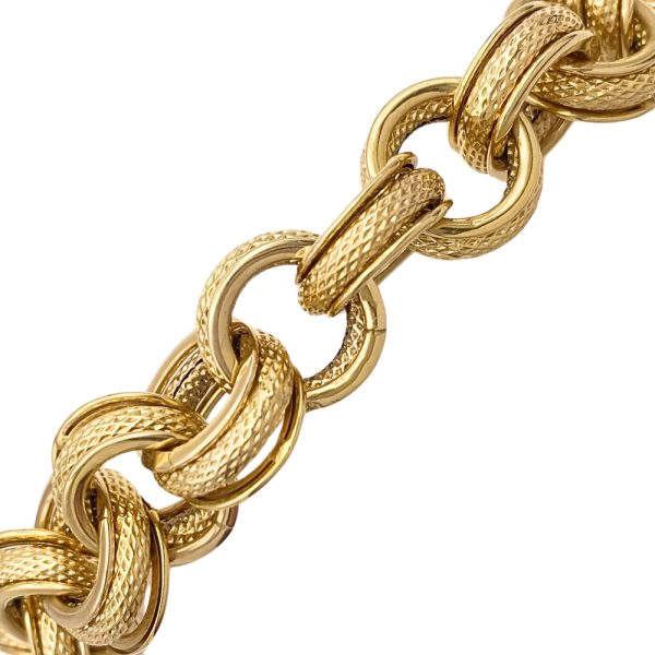 Chunky Triple Circle Link Bracelet 14K Gold close up