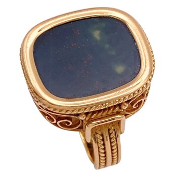 Vintage Bloodstone Heliotrope Ring 18K Gold side