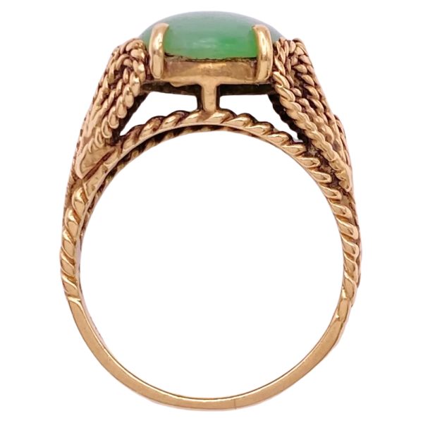 Vintage Handcrafted Jade Ring 14K Gold profile