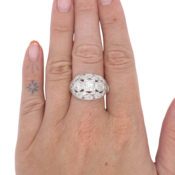1.08ctw Three-Stone Diamond Detailed Edwardian Ring Platinum front (2)
