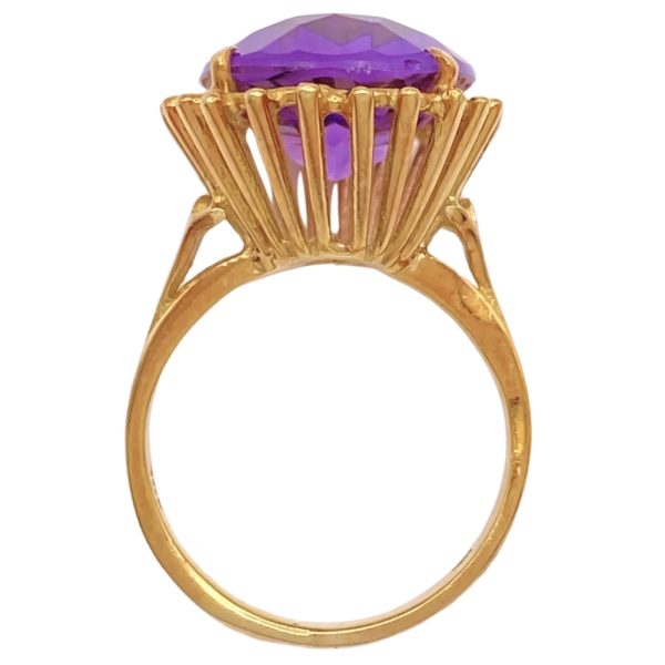10.63ctw Amethyst Ring 18K Yellow Gold profile
