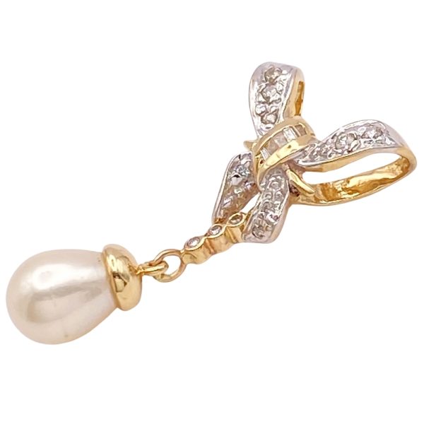 Cultured Pearl Bow Pendant 14K Gold side